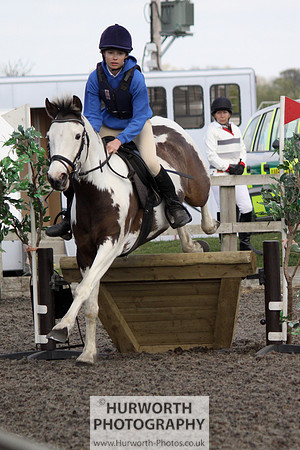 Hurworth Good Friday Show Cross 088