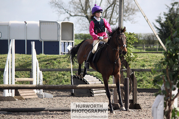 Hurworth Good Friday Show Cross 010