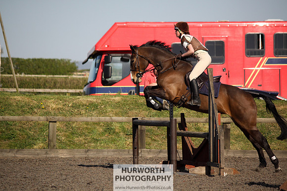 Hurworth Good Friday Show Cross 106