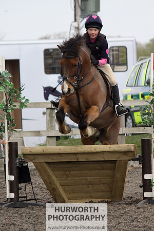 Hurworth Good Friday Show Cross 068