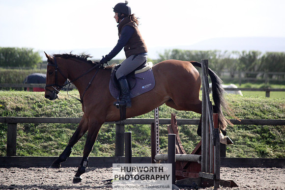 Hurworth Good Friday Show Cross 029