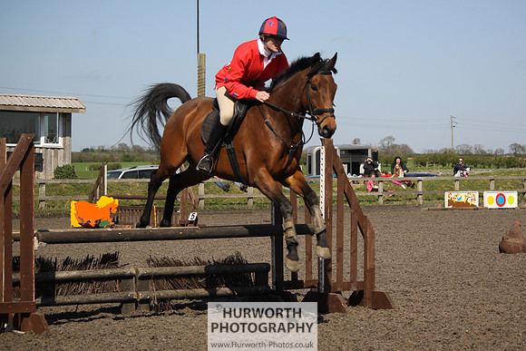 Hurworth Good Friday Show Cross 038