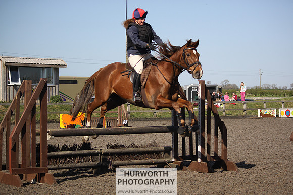 Hurworth Good Friday Show Cross 029