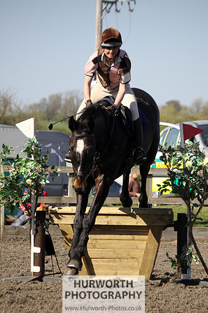 Hurworth Good Friday Show Cross 044
