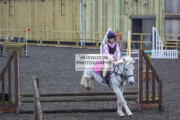 Hurworth Hunt Arena Show Cross 032