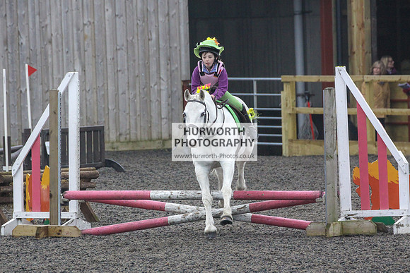 Hurworth Hunt Arena Show Cross 043