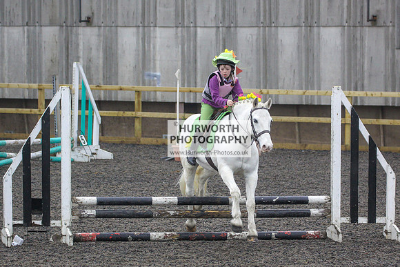 Hurworth Hunt Arena Show Cross 049