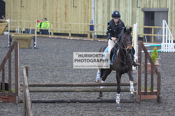 Hurworth Hunt Arena Show Cross 090