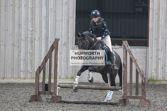 Hurworth Hunt Arena Show Cross 091