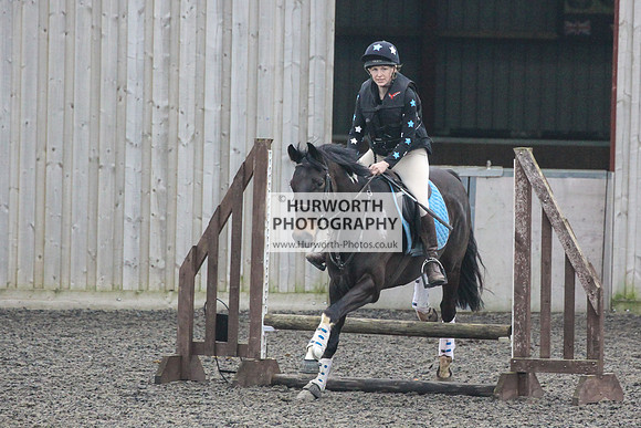Hurworth Hunt Arena Show Cross 092