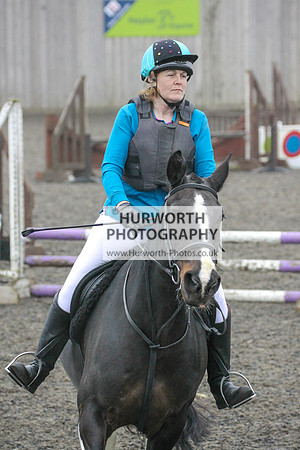 Hurworth Hunt Arena Show Cross 001