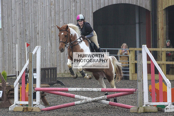 Hurworth Hunt Arena Show Cross 016