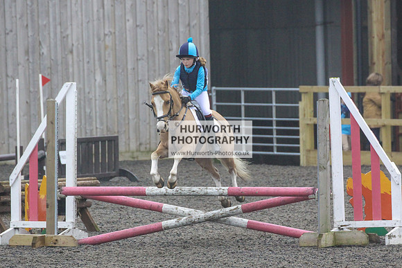 Hurworth Hunt Arena Show Cross 030