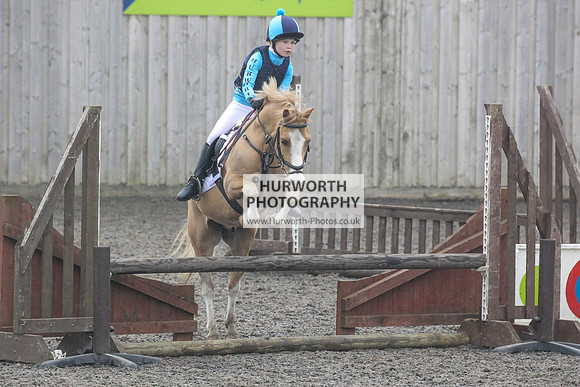 Hurworth Hunt Arena Show Cross 037