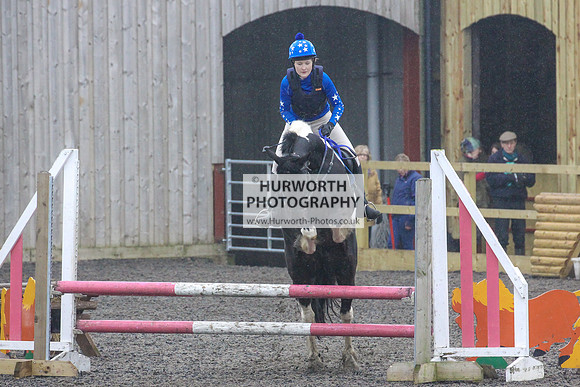 Hurworth Hunt Arena Show Cross 037