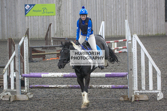 Hurworth Hunt Arena Show Cross 041