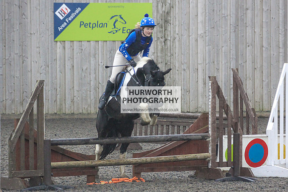 Hurworth Hunt Arena Show Cross 047