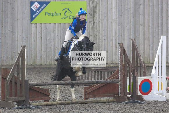 Hurworth Hunt Arena Show Cross 101