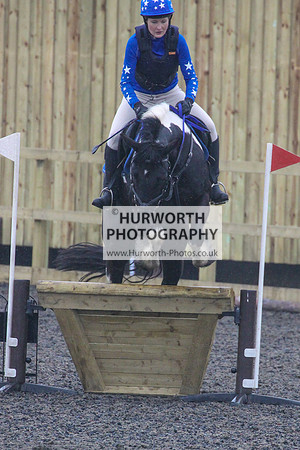 Hurworth Hunt Arena Show Cross 049