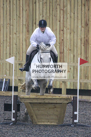 Hurworth Hunt Arena Show Cross 098