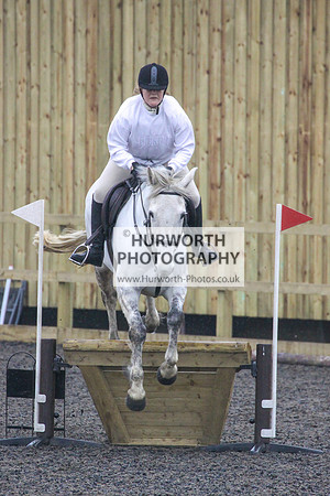 Hurworth Hunt Arena Show Cross 099