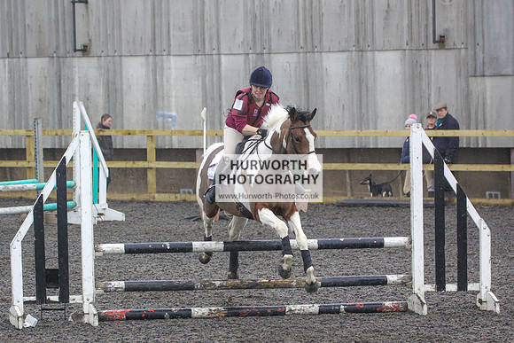 Hurworth Hunt Arena Show Cross 019