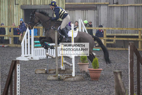 Hurworth Hunt Arena Show Cross 003