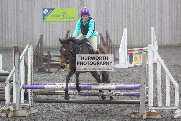 Hurworth Hunt Arena Show Cross 046