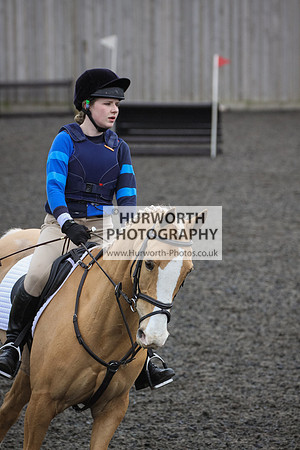 Hurworth Hunt Arena Show Cross 001