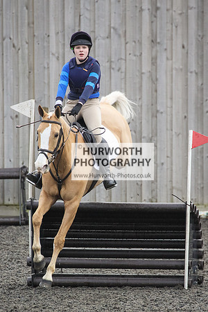 Hurworth Hunt Arena Show Cross 019