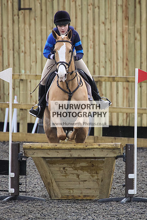 Hurworth Hunt Arena Show Cross 020