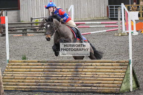 Hurworth Hunt Arena Show Cross 047