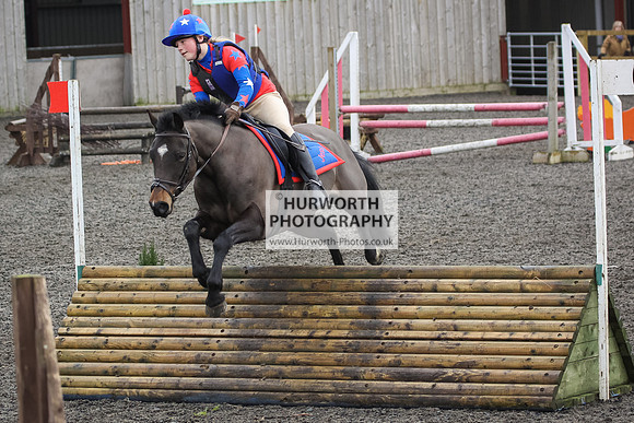 Hurworth Hunt Arena Show Cross 048
