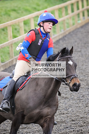 Hurworth Hunt Arena Show Cross 052