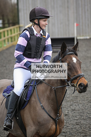Hurworth Hunt Arena Show Cross 057