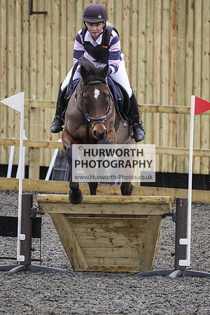 Hurworth Hunt Arena Show Cross 074