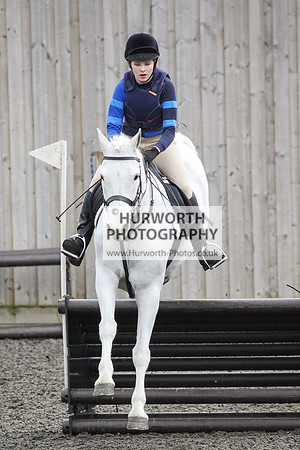 Hurworth Hunt Arena Show Cross 090