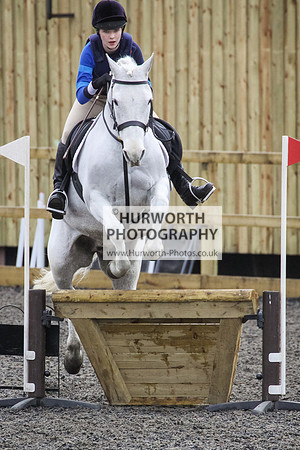 Hurworth Hunt Arena Show Cross 091