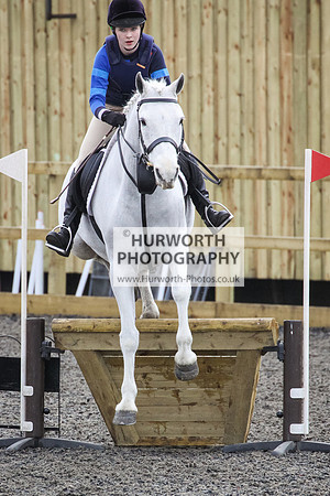 Hurworth Hunt Arena Show Cross 092