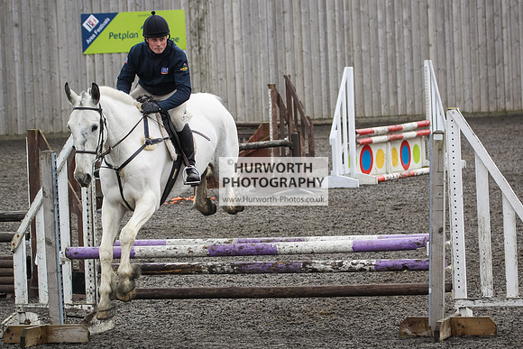 Hurworth Hunt Arena Show Cross 099