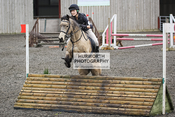 Hurworth Hunt Arena Show Cross 123