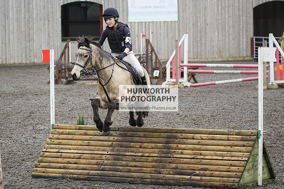 Hurworth Hunt Arena Show Cross 124