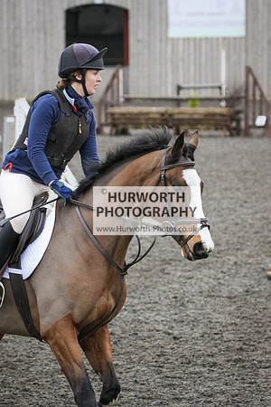 Hurworth Hunt Arena Show Cross 019