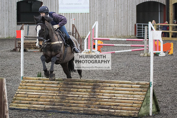 Hurworth Hunt Arena Show Cross 074
