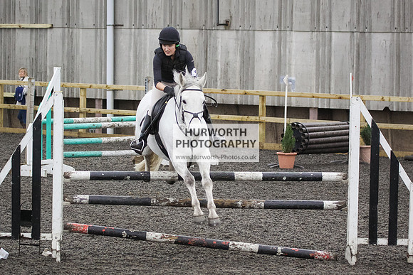 Hurworth Hunt Arena Show Cross 090
