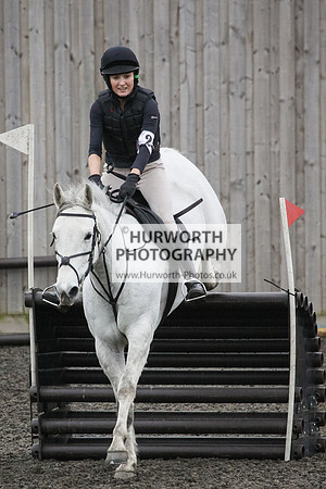 Hurworth Hunt Arena Show Cross 097