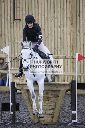 Hurworth Hunt Arena Show Cross 099