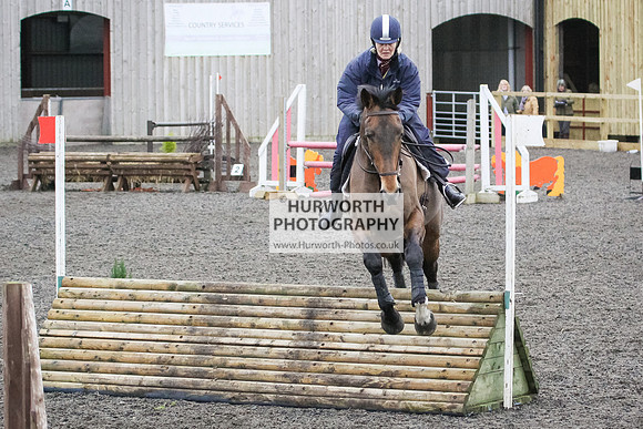 Hurworth Hunt Arena Show Cross 145
