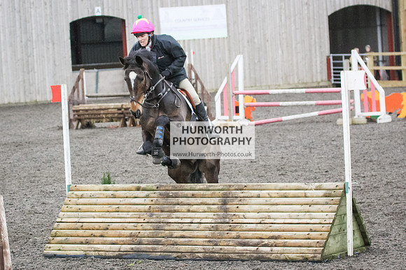 Hurworth Hunt Arena Show Cross 256