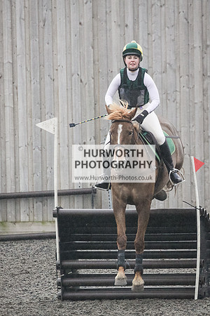 Hurworth Hunt Arena Show Cross 302